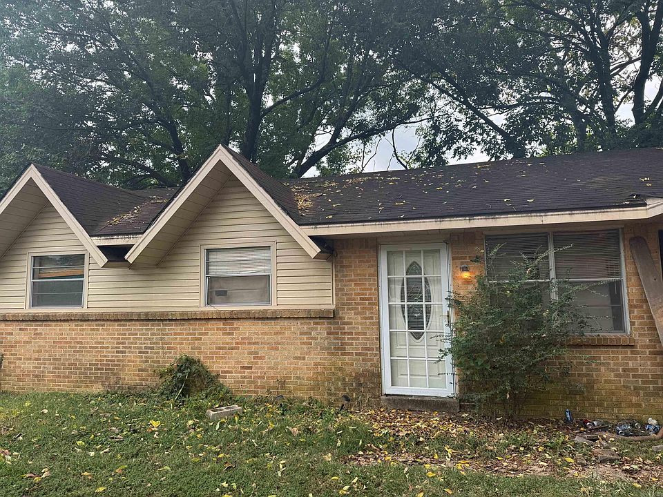 2nd image of 1811 Georgia Dr