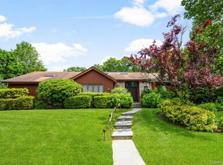 132 Barton Road, White Plains, NY 10605