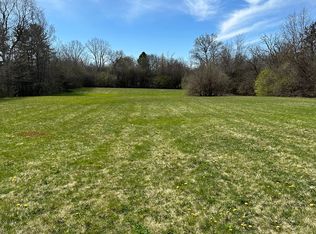 110 E Farnham Ln, Wheaton, IL 60189