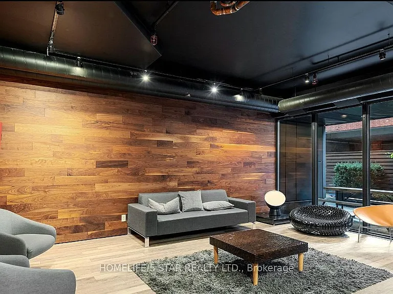 383 Sorauren Ave #310 — Photo 31