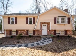 25 High Hill Rd, Wallingford, CT 06492