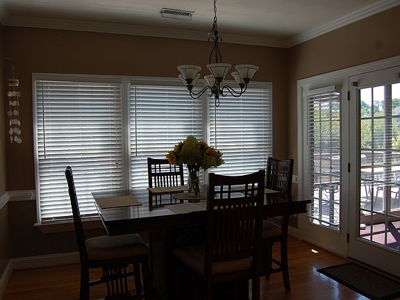 Dining Nook in Kitchen