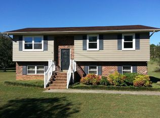 806 Northside Dr #B, Athens, TN 37303