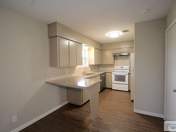 2nd image of 2108 Lisa Ann Ave