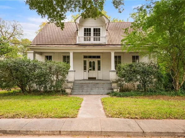 127 Cypress Ave, Natchitoches, LA 71457