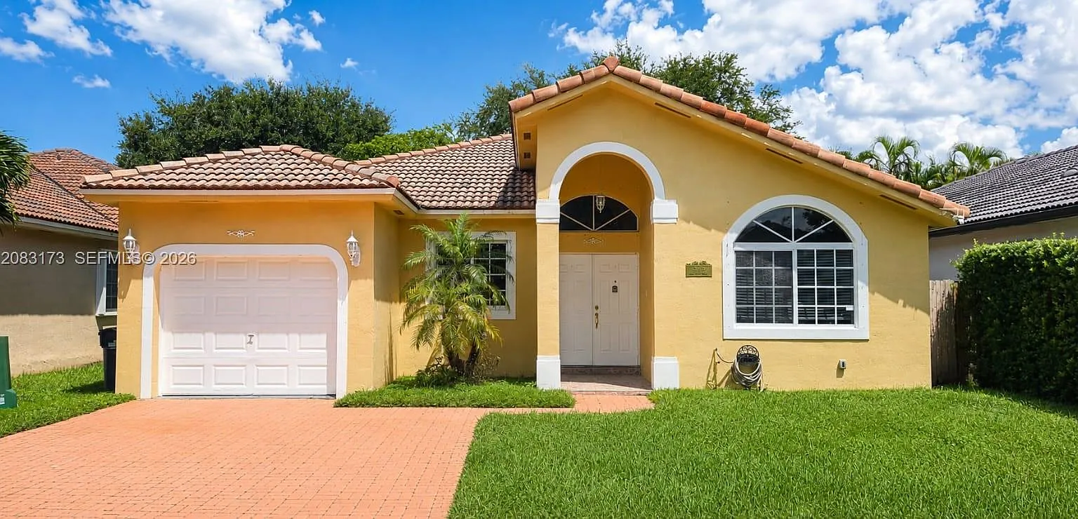 Bismark Homes At Venezia — Photo 1
