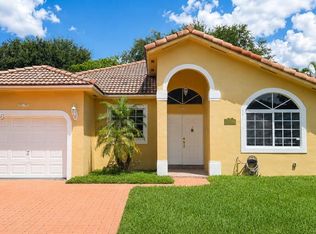 15339 SW 32nd Ter, Miami, FL 33185