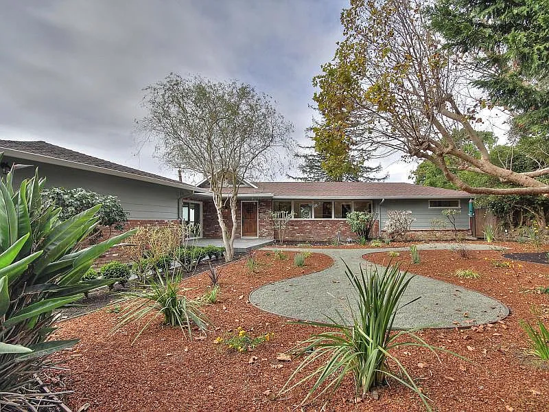 11309 Greenbrier St photo 1