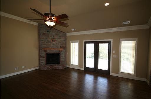 4th image of 6108 Valley Forge Dr