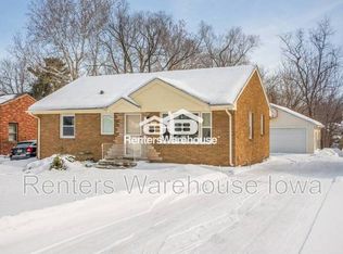 3931 43rd St, Des Moines, IA 50310