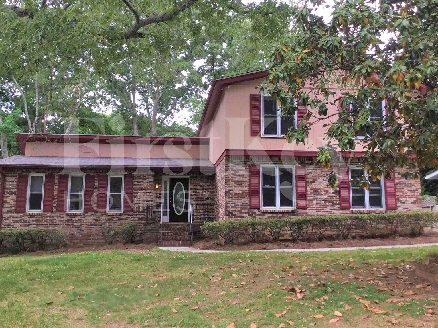 4 bed, 3.0 bath, 2284 sqft, $2,590 — Photo 1