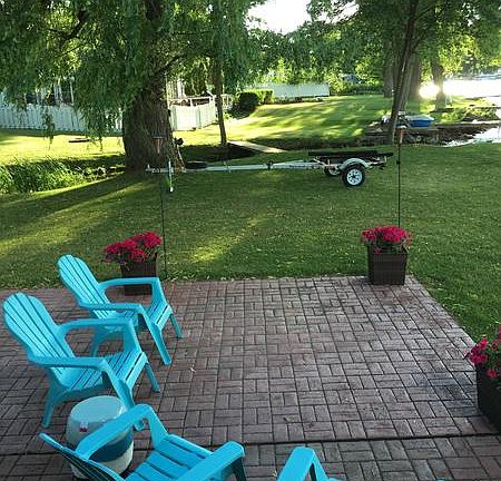 4th image of 178 Lakeside Blvd