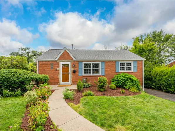 524 Chessbriar Dr, Bethel Park, PA 15102