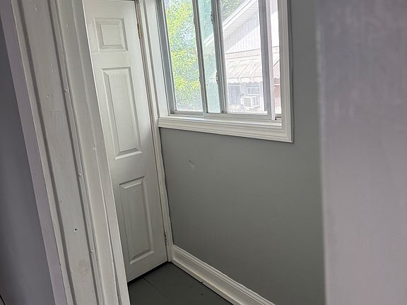2nd image of 22 Kendall St APT 2