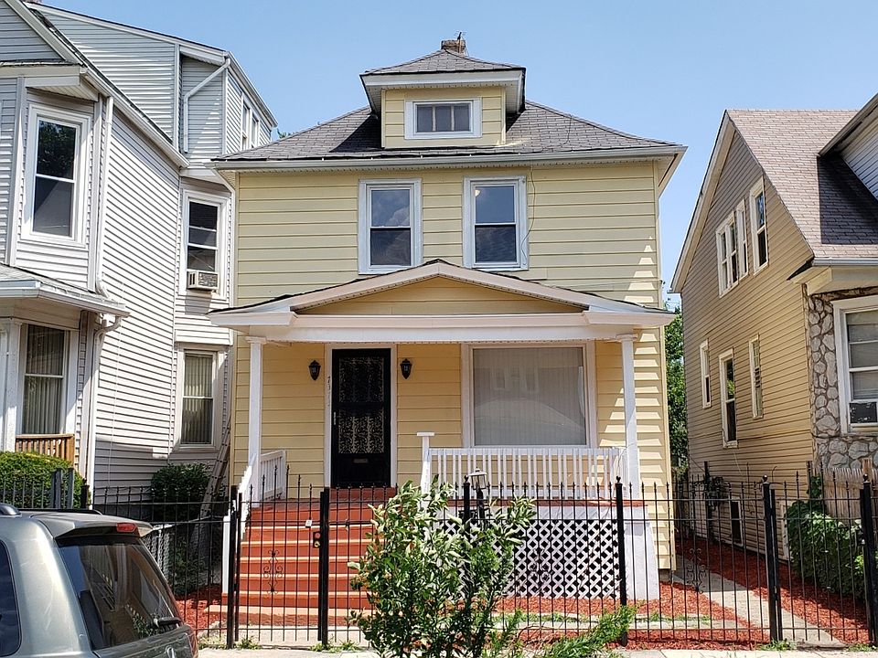1st image of 737 N Lockwood Ave