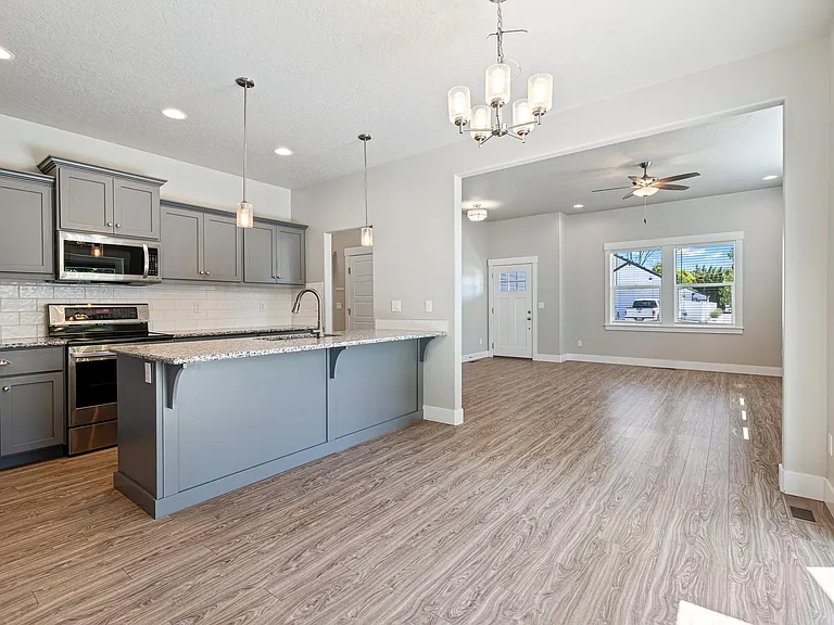 635 S Tylee Way — Photo 15