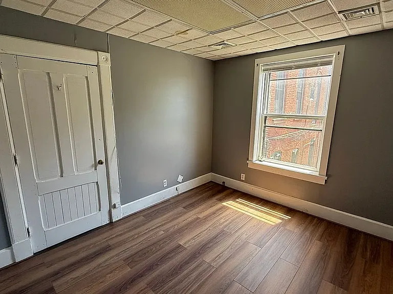 78 Maple St — Photo 14