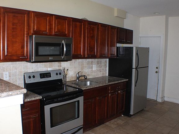 3rd image of 2027 N 15th St #A