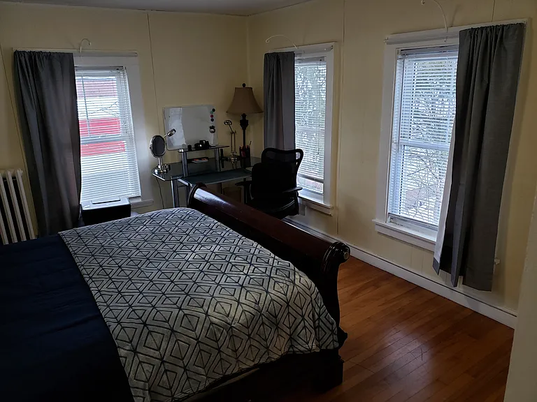 8 Spring St #4 — Photo 11