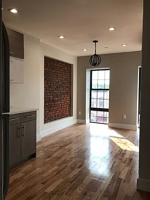 Rented by Osric Management LLC | media 29