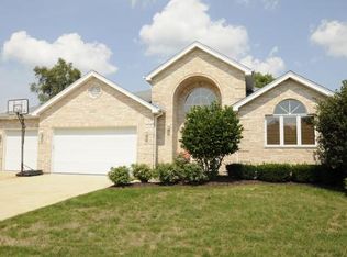 12061 Flint Dr, Homer Glen, IL 60491