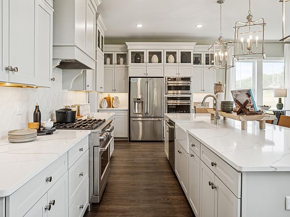 Cabinets with glass uppers