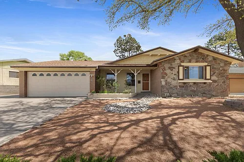 3112 Riviera Pl NE Photo 1