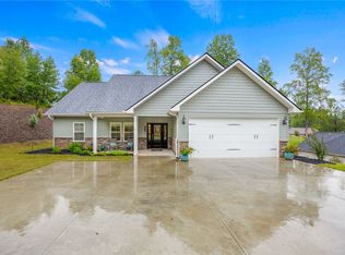 475 Twin View Dr, Westminster, SC 29693