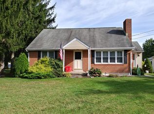 536 Kurtz Mill Rd, Mohnton, PA 19540