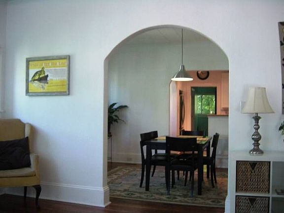 dining room (from living)