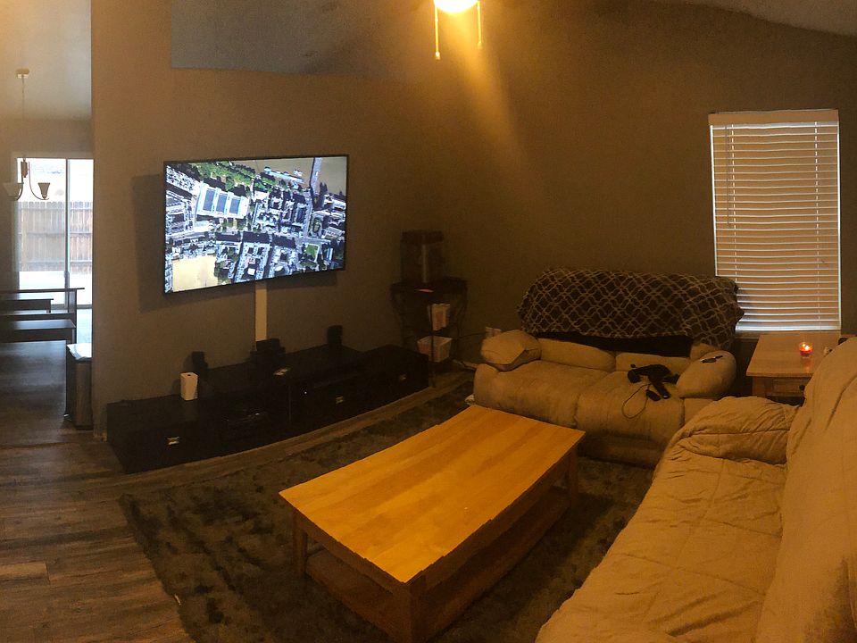 2nd image of 262 Emigrant Way