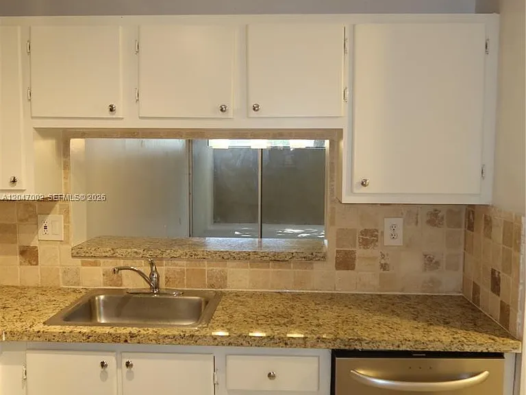 10835 SW 112th Ave #113 — Photo 3