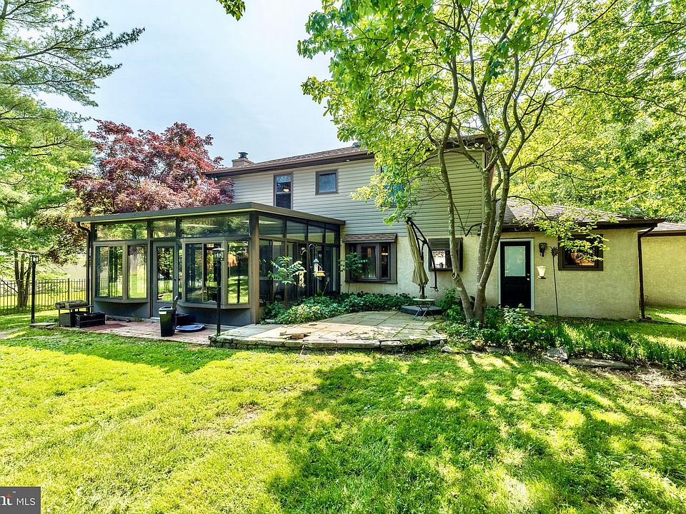 833 Village Cir, Blue Bell, PA 19422 Zillow