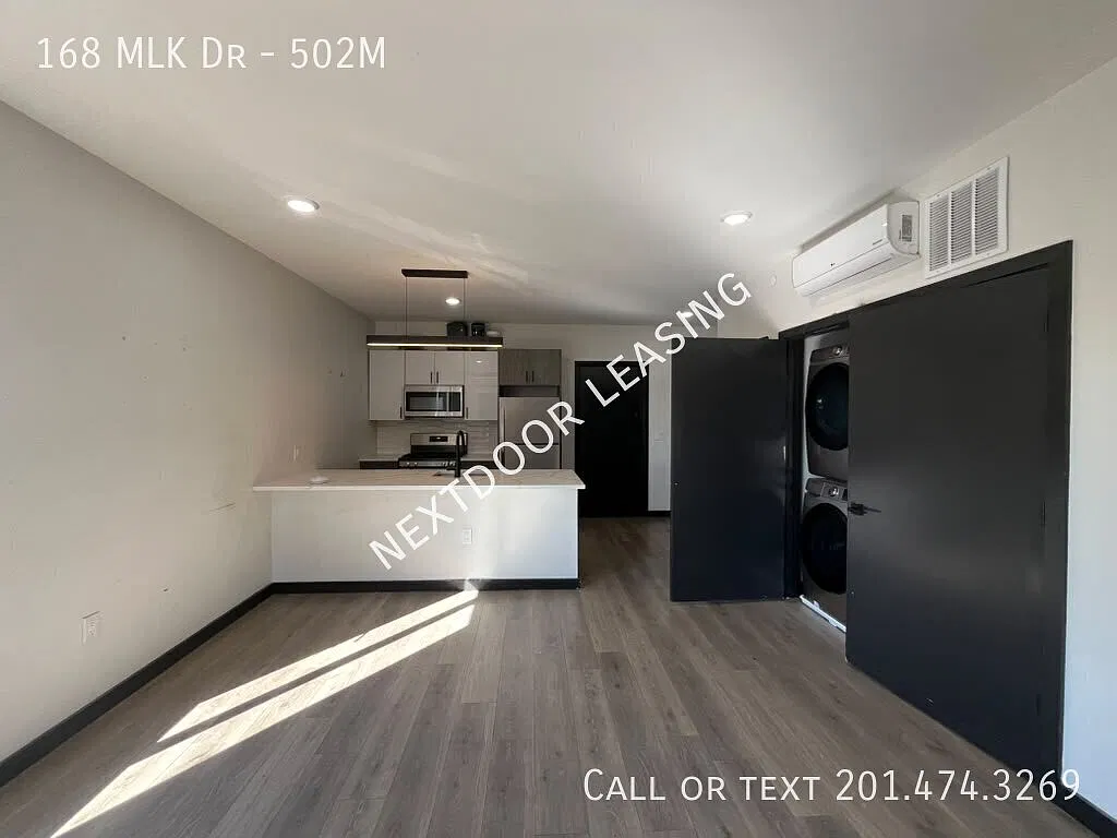 168 MLK Dr — Photo 3
