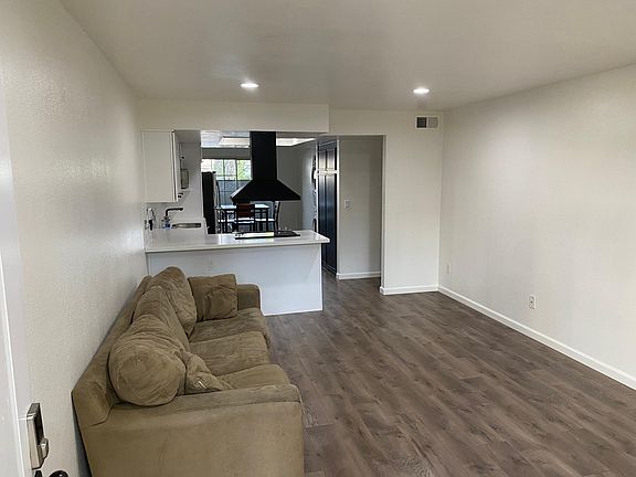 3rd image of 569 E St Unit 16