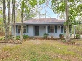 147 Chinchuba Gardens Dr, Mandeville, LA 70471