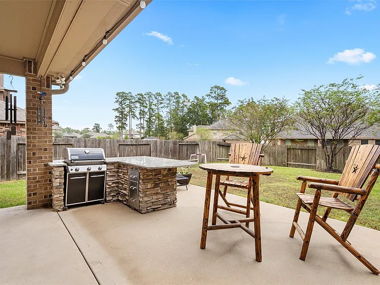 14104 N Crater Lake Ct — Photo 36