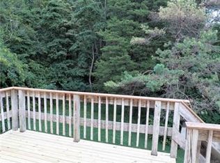 92 Old Mill Rd, Barto, PA 19504