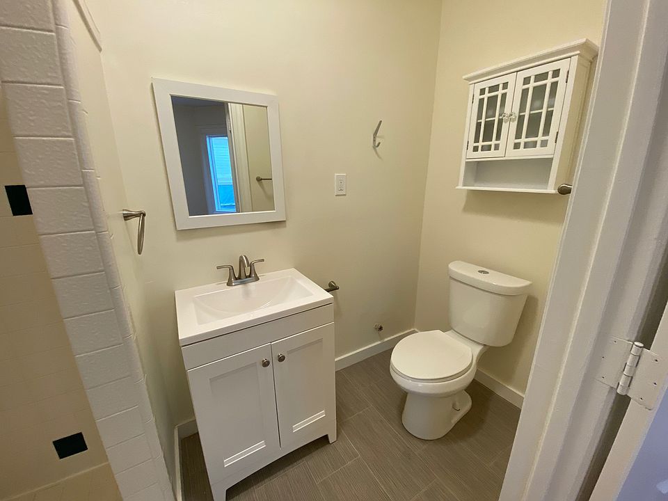 1st image of 1467 Hayes St #B