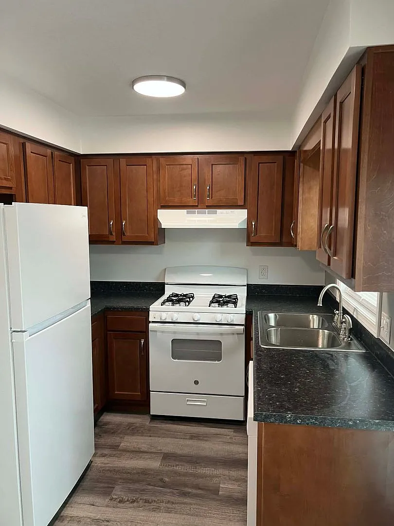 59-65emainst — Photo 2