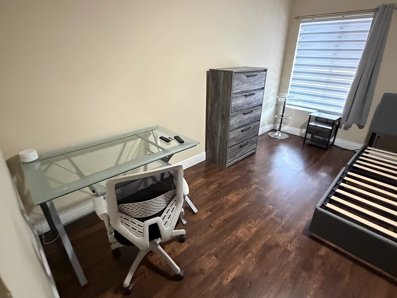 2 bed, 1139 sqft, $2,100 — Photo 4
