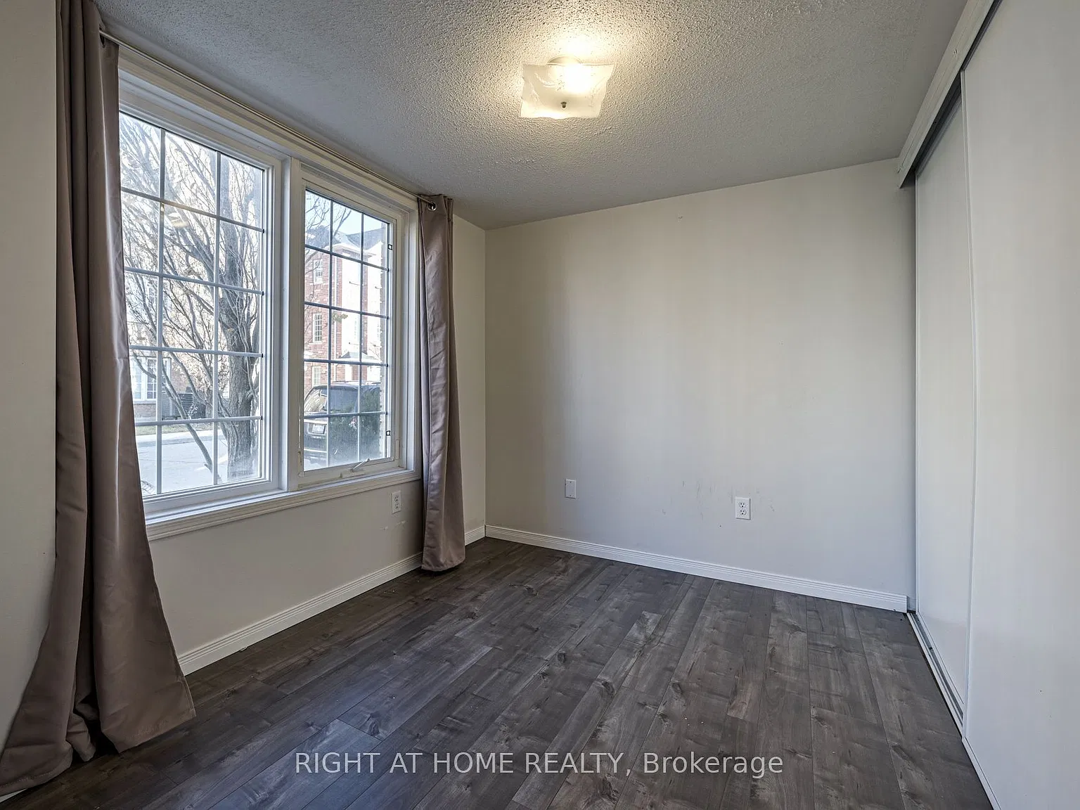 3 bed, $3,500 — Photo 4