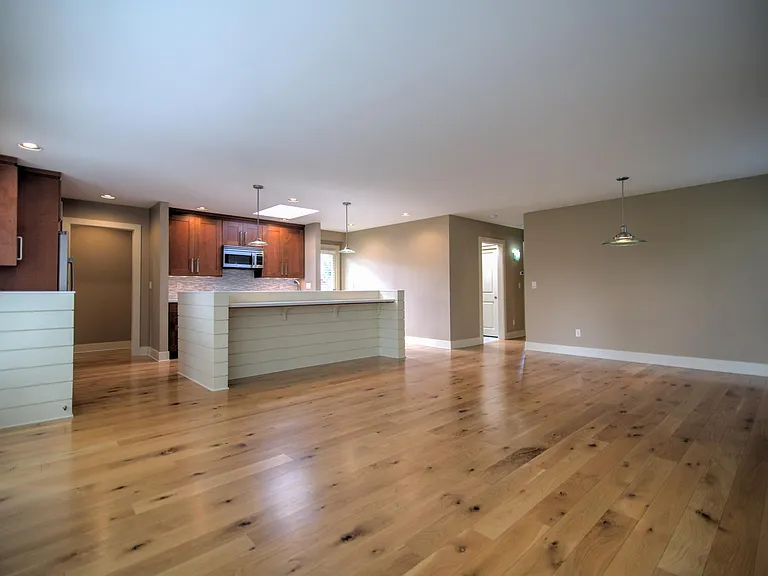 12980 NW Westlawn Ter — Photo 9
