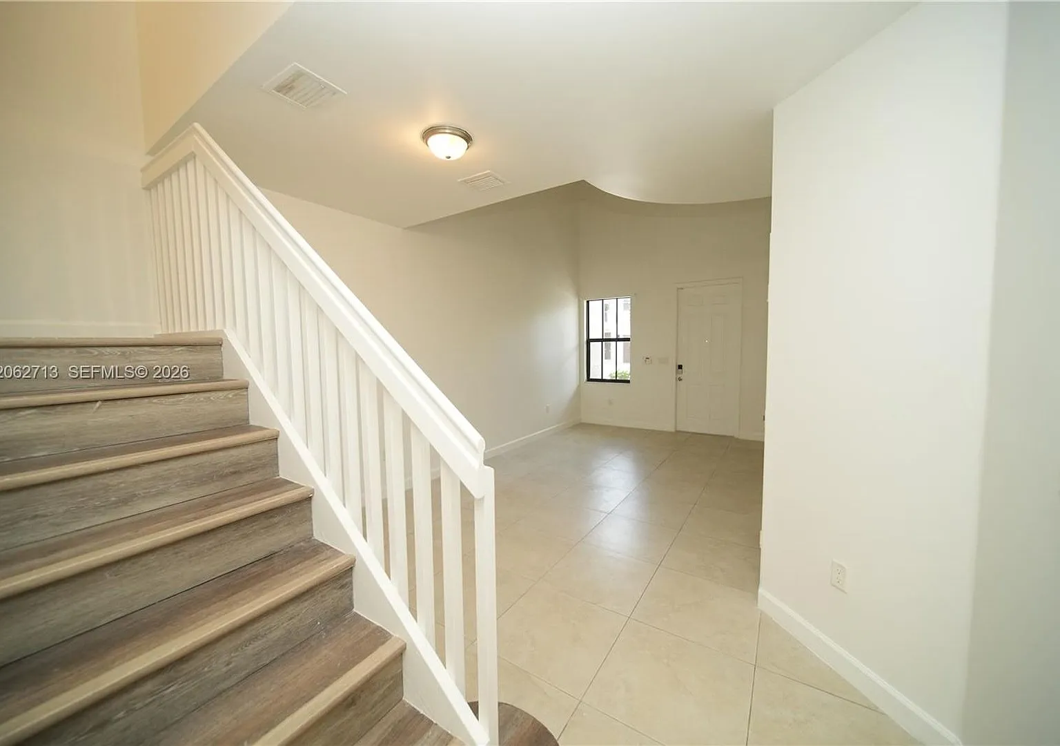10440 NW 61st Lane, Doral, FL 33178 - 3760 — Photo 2