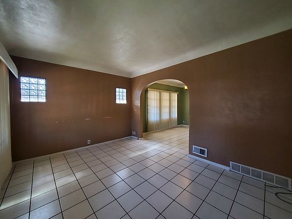 2nd image of 518 Lincoln Ave