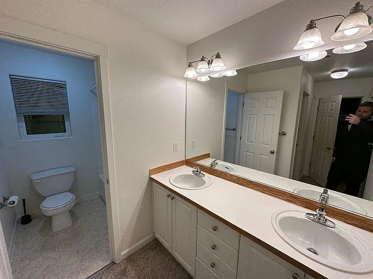5721 NE Canard Ct — Photo 12
