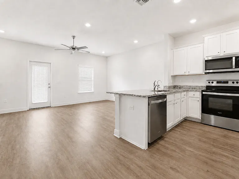 1665 Caleigh Ct — Photo 4
