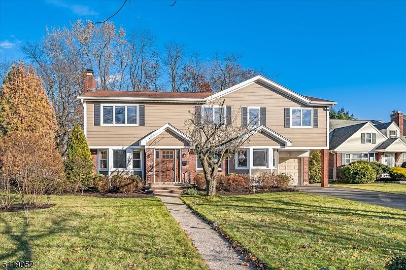 105 Thornbury Ave, Glen Rock, NJ 07452 | Zillow