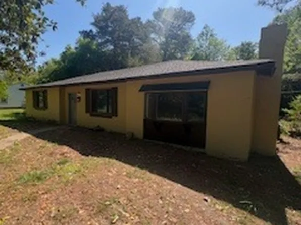 9581 S Quay Rd, Suffolk, VA 23437
