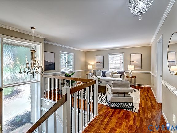 3rd image of 1516 Ednam Forest Dr